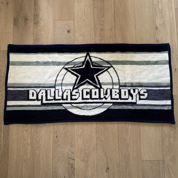 Dallas Cowboys Vintage San Marcos Blanket Throw Football Plush Soft Ryltex 59x28 - Picture 1 of 4